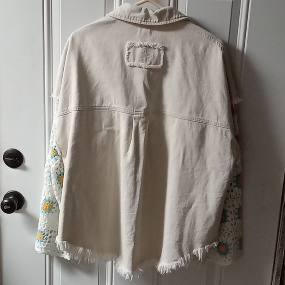 POL Cream Jacket with Crochet Sleeves - Picture 4 of 5
